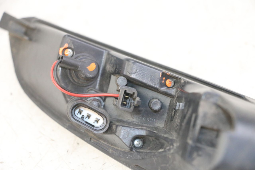 photo de LEFT TAIL LIGHT PEUGEOT SATELIS 125 (2013 - 2018)
