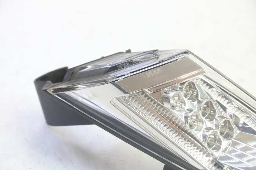 photo de LEFT REAR LIGHT PEUGEOT SATELIS 125 (2010 - 2012)