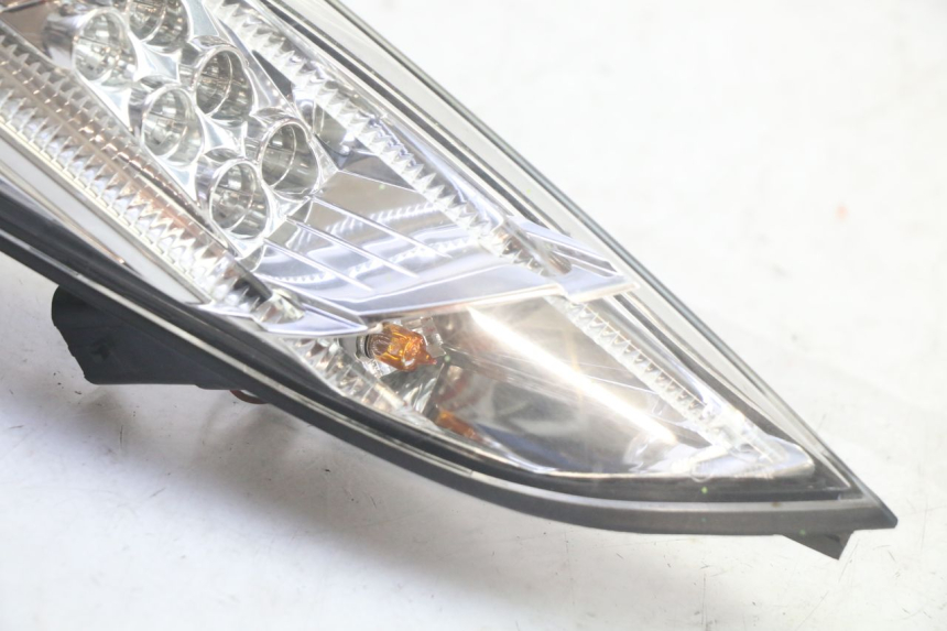 photo de LEFT REAR LIGHT PEUGEOT SATELIS 125 (2010 - 2012)
