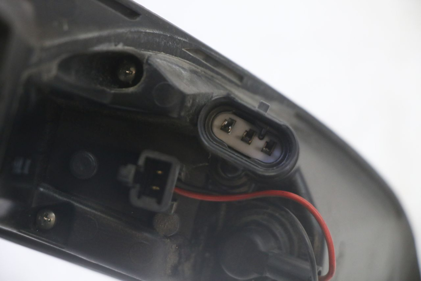 photo de LEFT REAR LIGHT PEUGEOT SATELIS 125 (2010 - 2012)