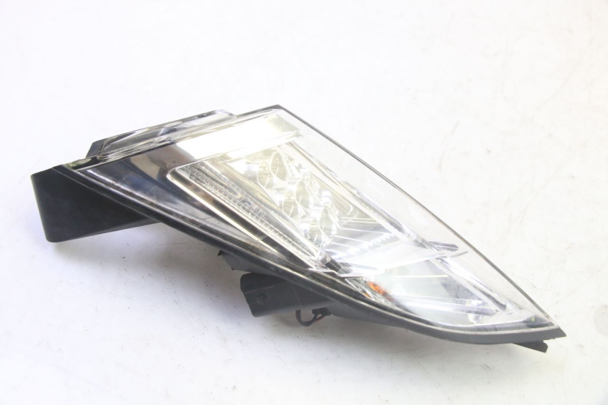 photo de LEFT TAIL LIGHT PEUGEOT SATELIS 125 (2013 - 2018)