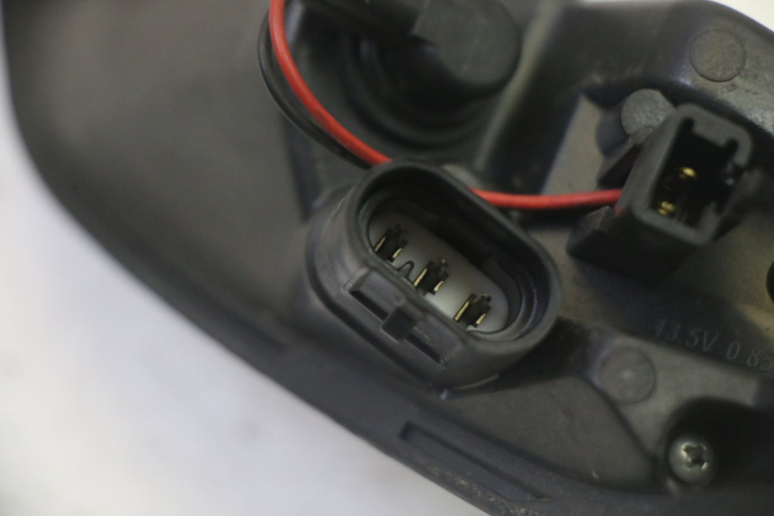 photo de LEFT TAIL LIGHT PEUGEOT SATELIS 125 (2013 - 2018)