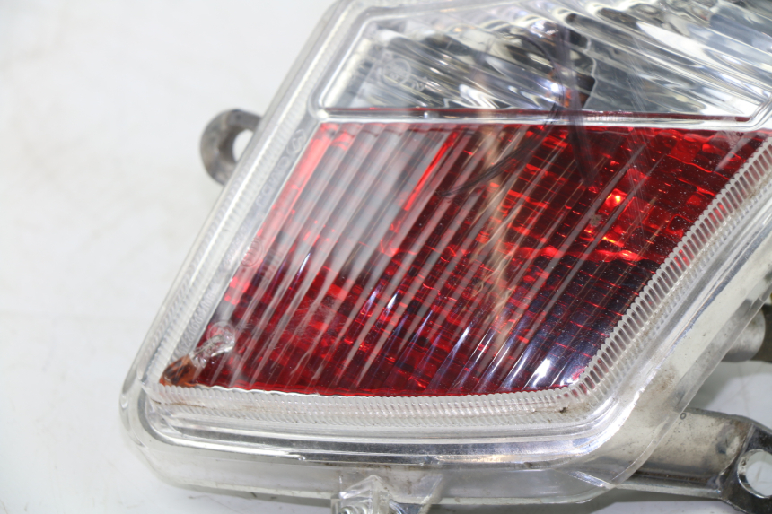 photo de LEFT TAIL LIGHT PEUGEOT VIVACITY 125 (2010 - 2017)