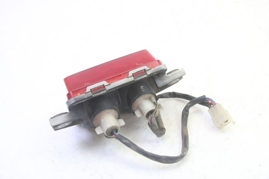 photo de TAIL LIGHT KAWASAKI GPX R WARBIRD 600 (1988 - 1993) - Technical close-up