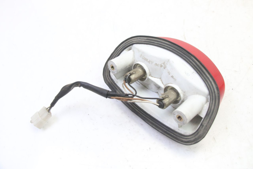 photo de TAIL LIGHT SUZUKI GS GSE 500 (2001 - 2003)