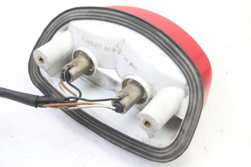 photo de TAIL LIGHT SUZUKI GS GSE 500 (2001 - 2003)