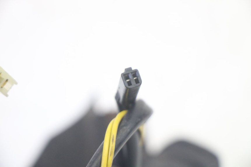 photo de TAIL LIGHT SUZUKI GSF N BANDIT 600 (1996 - 1999) - Surface and material condition