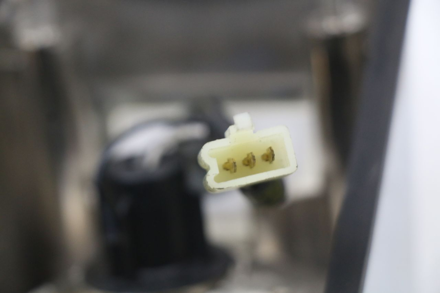 photo de REAR LIGHT HYOSUNG GV AQUILA 125 (2000 - 2004)