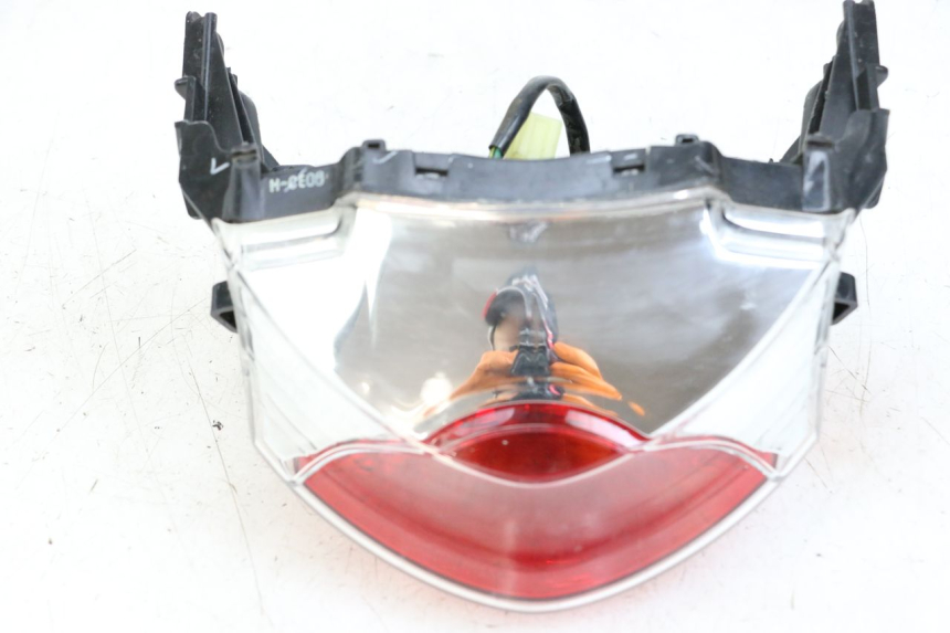 photo de REAR LIGHT HONDA PCX (JF47) 125 (2012 - 2013)