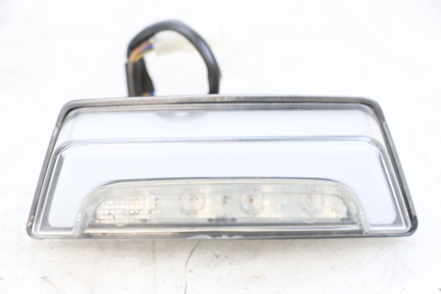 photo de TAIL LIGHT HUSQVARNA SVARTPILEN 401 (2018 - 2023)