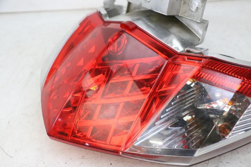 photo de TAIL LIGHT SYM JOYMAX 125 (2010 - 2017)