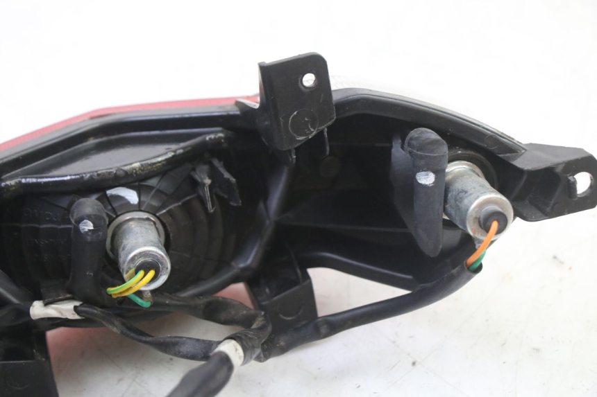 photo de TAIL LIGHT PEUGEOT KISBEE 2T 50 (2018 - 2022)