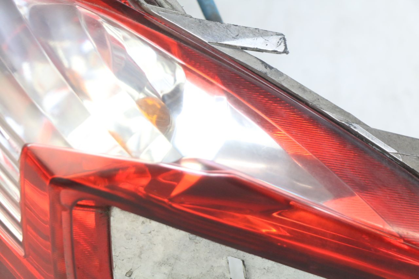 photo de REAR LIGHT KYMCO DINK STREET 125 (2009 - 2014)