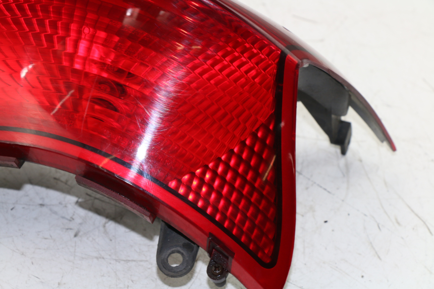photo de TAIL LIGHT KYMCO GRAND DINK 125 (2002 - 2007)