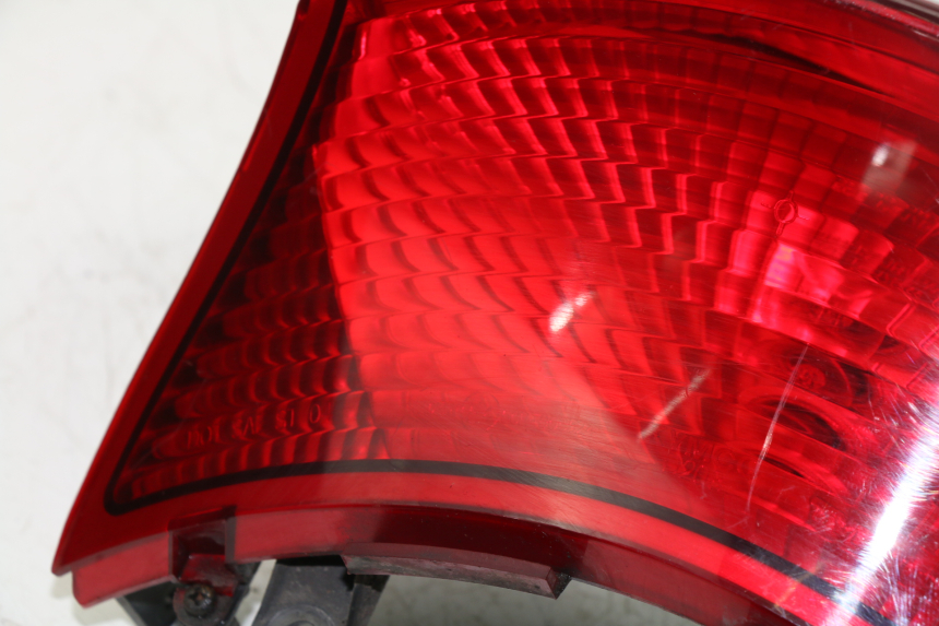 photo de TAIL LIGHT KYMCO GRAND DINK 125 (2002 - 2007)