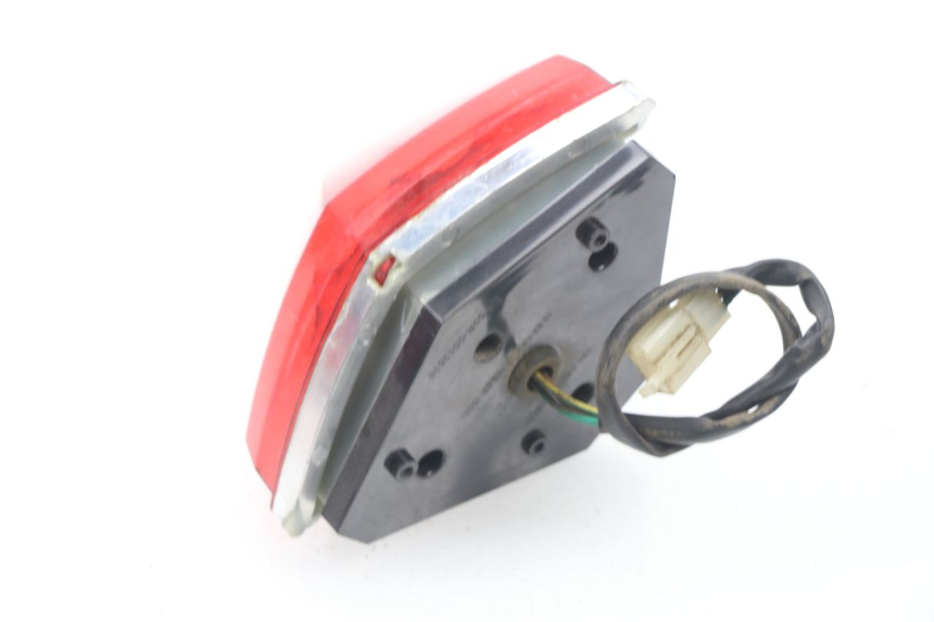 photo de TAIL LIGHT EUROCKA MATADOR 4T 50 (2010 - 2016) - Surface and material condition