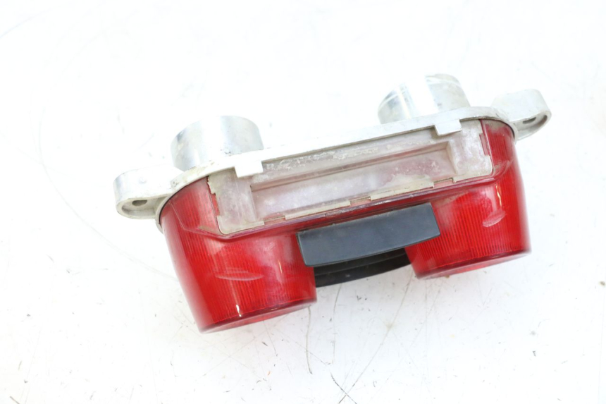 photo de TAIL LIGHT HONDA NSR R 125 (1994 - 2003) - Zoom on usage condition
