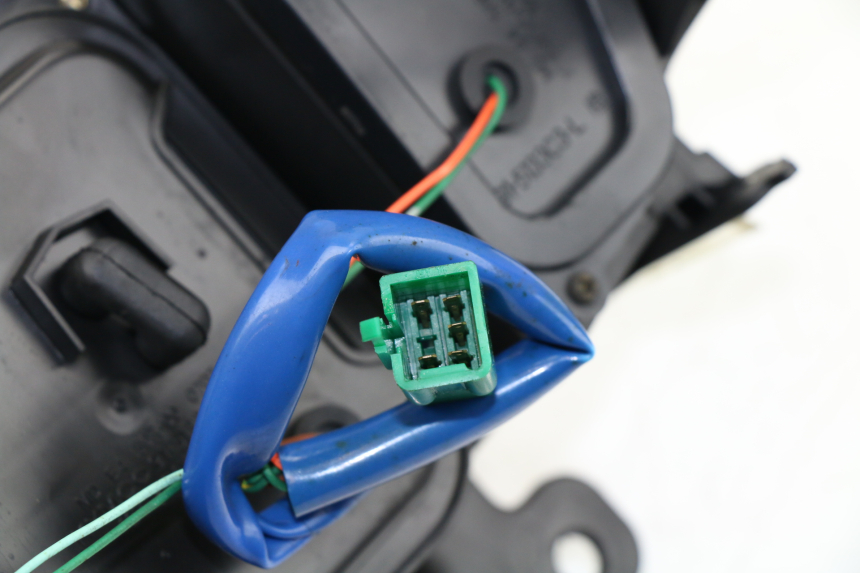 photo de TAIL LIGHT KYMCO PEOPLE S 125 (2000 - 2008)