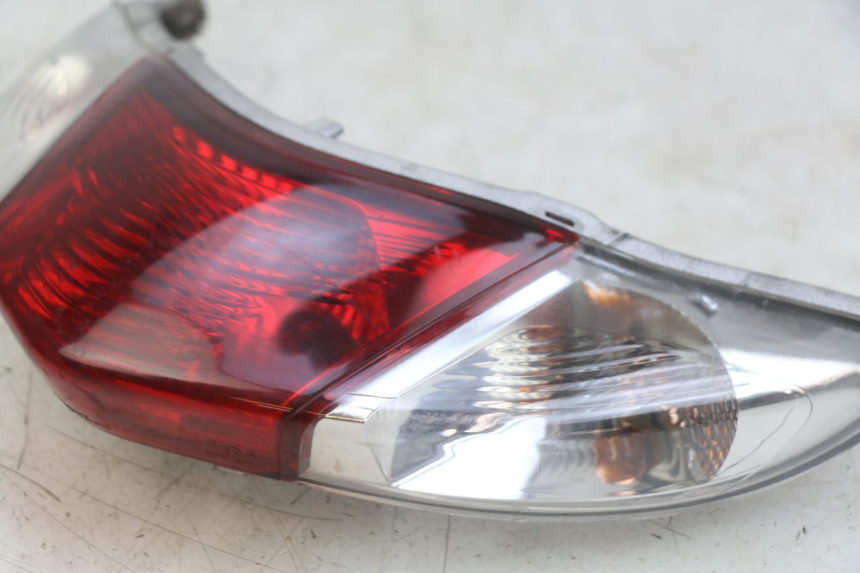 photo de REAR LIGHT PIAGGIO FLY 4T 50 (2013 - 2017)