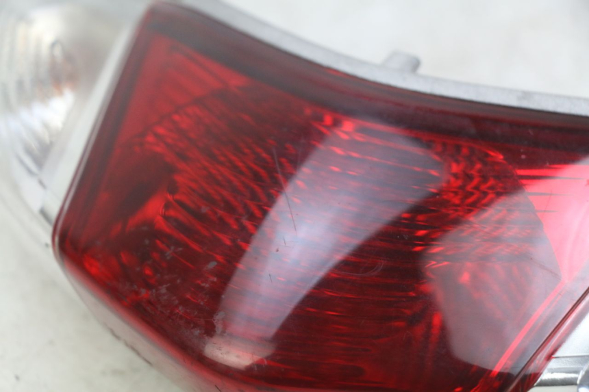 photo de REAR LIGHT PIAGGIO FLY 4T 50 (2013 - 2017)