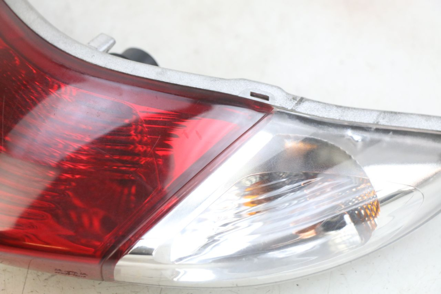 photo de REAR LIGHT PIAGGIO FLY 4T 50 (2013 - 2017)