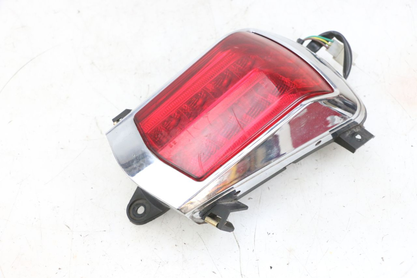 photo de TAIL LIGHT EFUN PUSA 1 - Main view