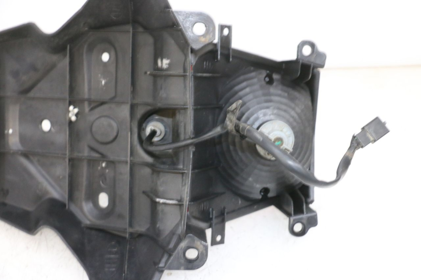 photo de REAR LIGHT DAELIM S1 125 (2007 - 2016) - Focus on structure