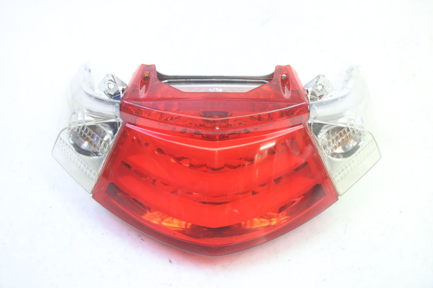 photo de TAIL LIGHT JM MOTORS SANTANA EVO 50 (2024 - 2026) - Technical close-up