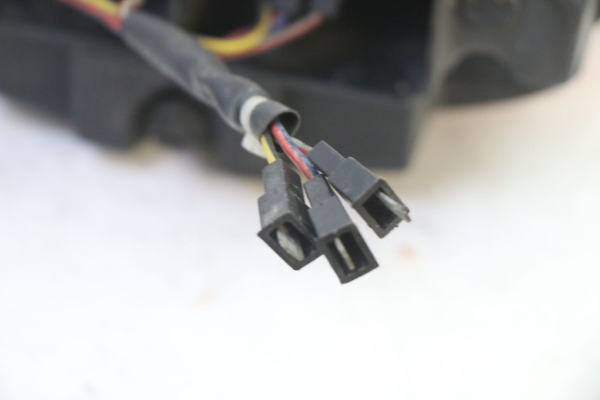 photo de TAIL LIGHT TRIUMPH SPRINT 900 (1995 - 1998)