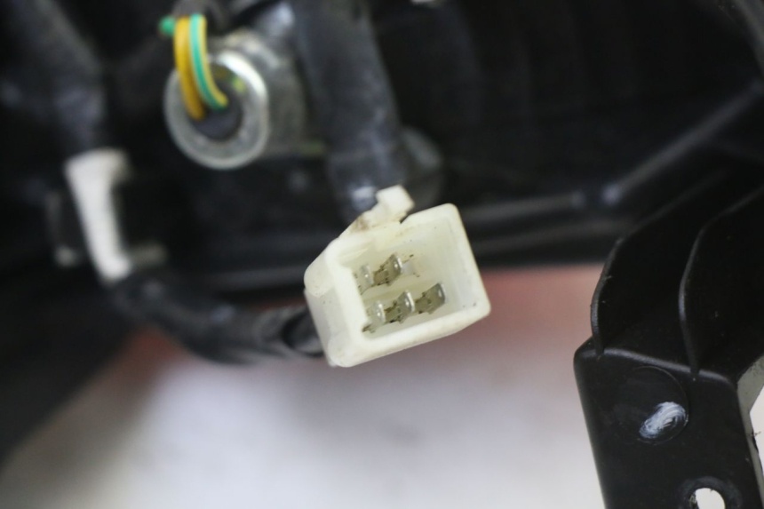 photo de TAIL LIGHT PEUGEOT STREETZONE I 2T 50 (2018 - 2020)