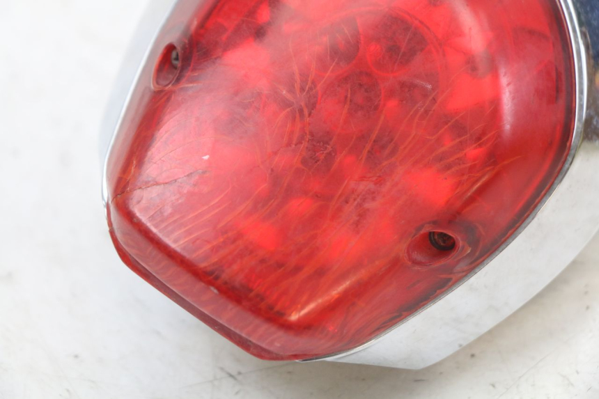 photo de REAR LIGHT SYM MIO 50 (2011 - 2017)