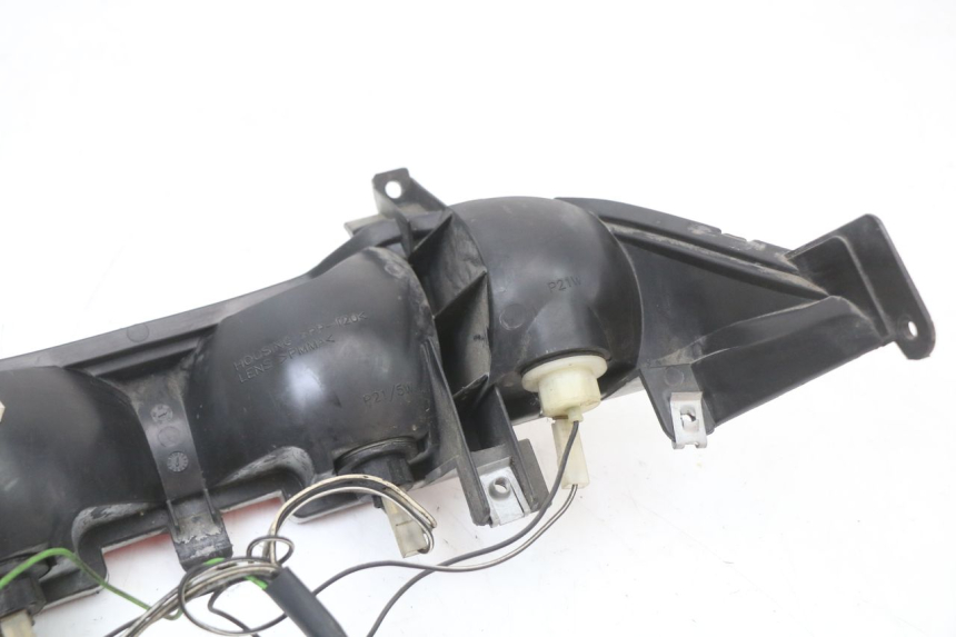 photo de REAR LIGHT SUZUKI UH BURGMAN 125 (2002 - 2006)