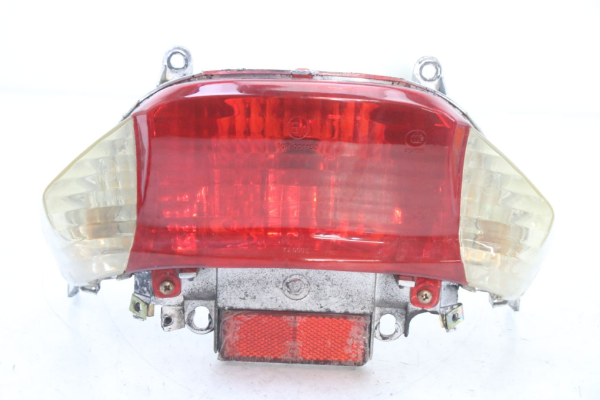 photo de TAIL LIGHT UNIVERSAL BIKE ZN50QT-11B 50 (2018 - 2021)