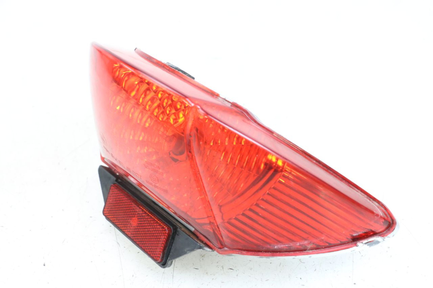 photo de TAIL LIGHT BEELINE VELOCE 4T 50 (2011 - 2020)