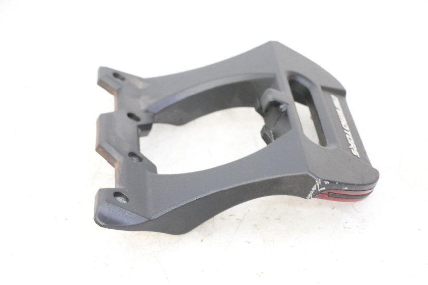 photo de REAR LIGHT DUALTRON VICTOR LIMITED 1