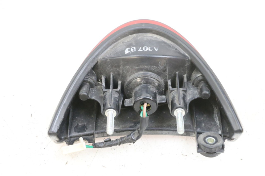 photo de REAR LIGHT DAELIM VJ ROADWIN FI 125 (2008 - 2017) - Technical close-up