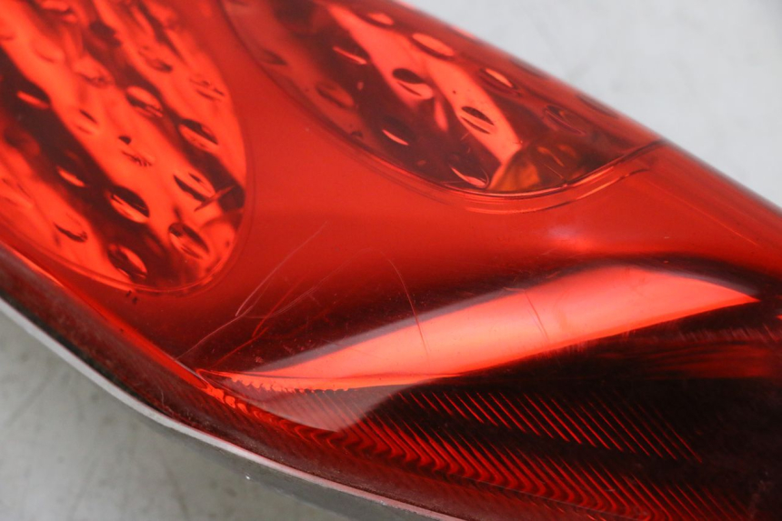 photo de REAR LIGHT YAMAHA XMAX X-MAX 125 (2006 - 2009) - Checked used part