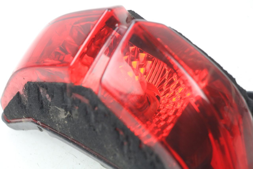 photo de TAIL LIGHT YAMAHA FZ8 800 (2010 - 2016)