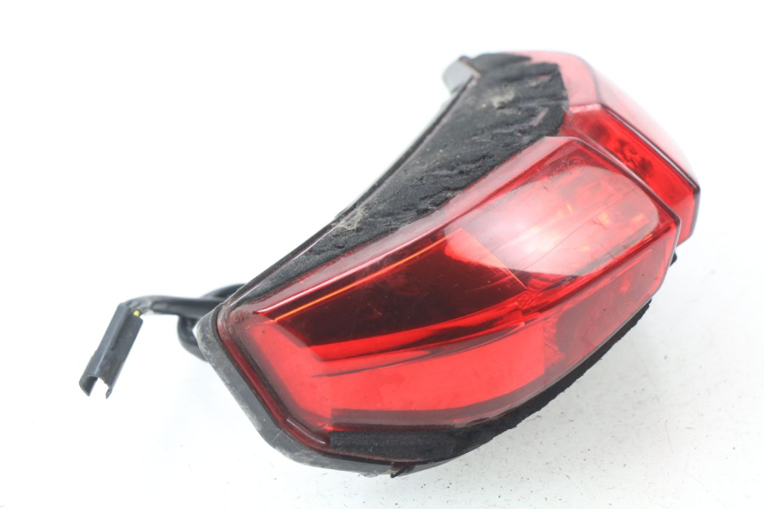 photo de TAIL LIGHT YAMAHA FZ8 800 (2010 - 2016)