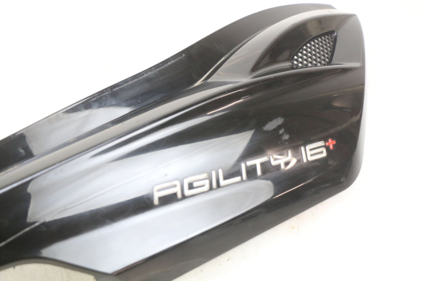 photo de RIGHT REAR SIDE PANEL KYMCO AGILITY 16+ 4T 50 (2018 - 2023)