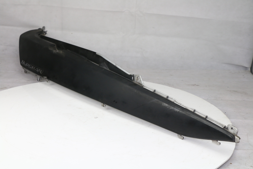 photo de REAR RIGHT PANEL SUZUKI AN BURGMAN 400 (1999 - 2005)