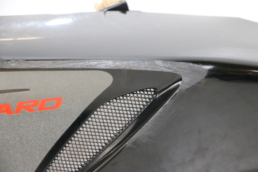 photo de REAR RIGHT PANEL APRILIA SR MOTARD 50 (2012 - 2018)