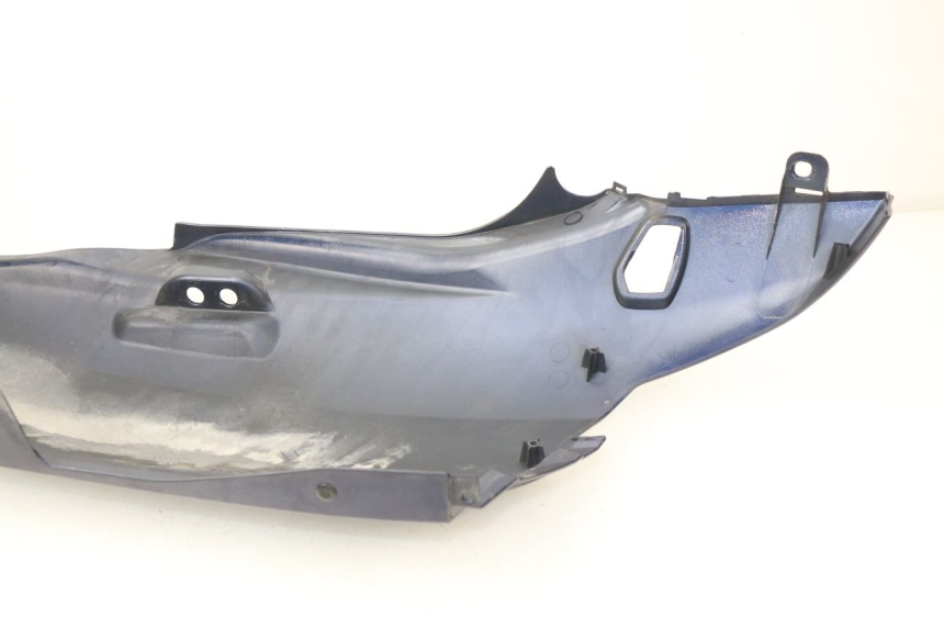 photo de REAR RIGHT PANEL SUZUKI BURGMAN 650 (2002 - 2004)