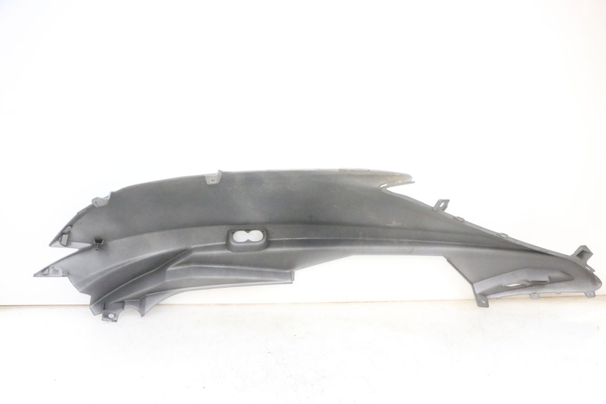 photo de REAR RIGHT PANEL SUZUKI BURGMAN 650 (2013 - 2020)