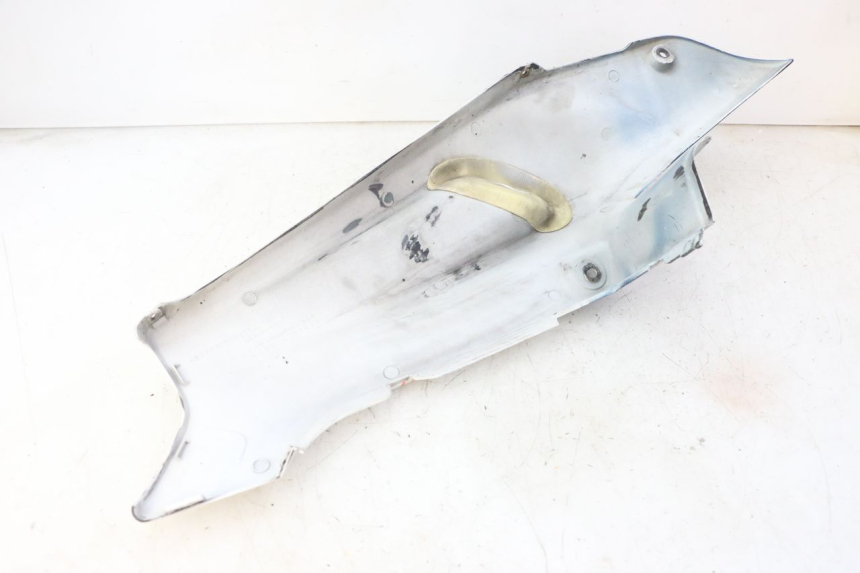 photo de RIGHT REAR SIDE PANEL HONDA CBR RR FIREBLADE 900 (1992 - 1994)