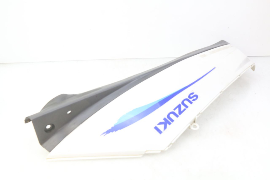 photo de RIGHT REAR SIDE PANEL SUZUKI CP 80 (1985 - 1996)