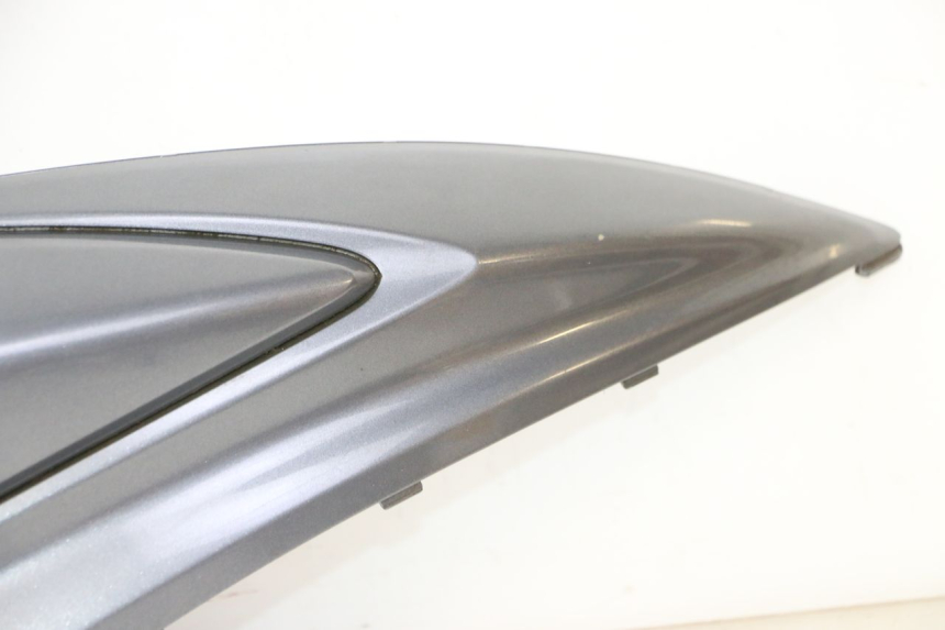 photo de REAR RIGHT PANEL YAMAHA CYGNUS X INJECTION 125 (2007 - 2013)