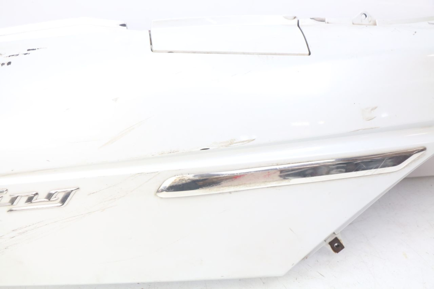photo de RIGHT REAR SIDE PANEL HONDA FES S-WING SWING ABS 125 (2007 - 2015)