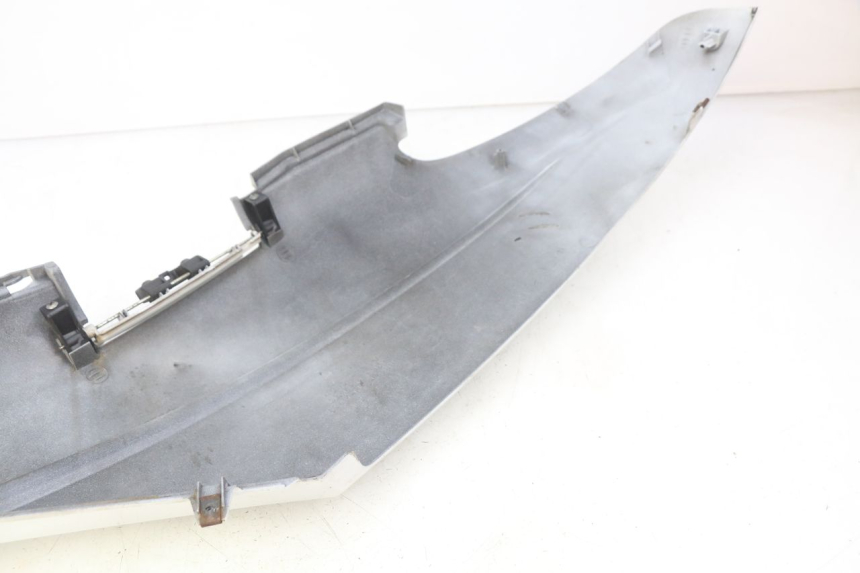 photo de RIGHT REAR SIDE PANEL HONDA FES S-WING SWING ABS 125 (2007 - 2015)
