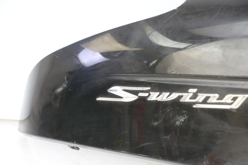 photo de RIGHT REAR SIDE PANEL HONDA FES S-WING SWING ABS 125 (2007 - 2015)